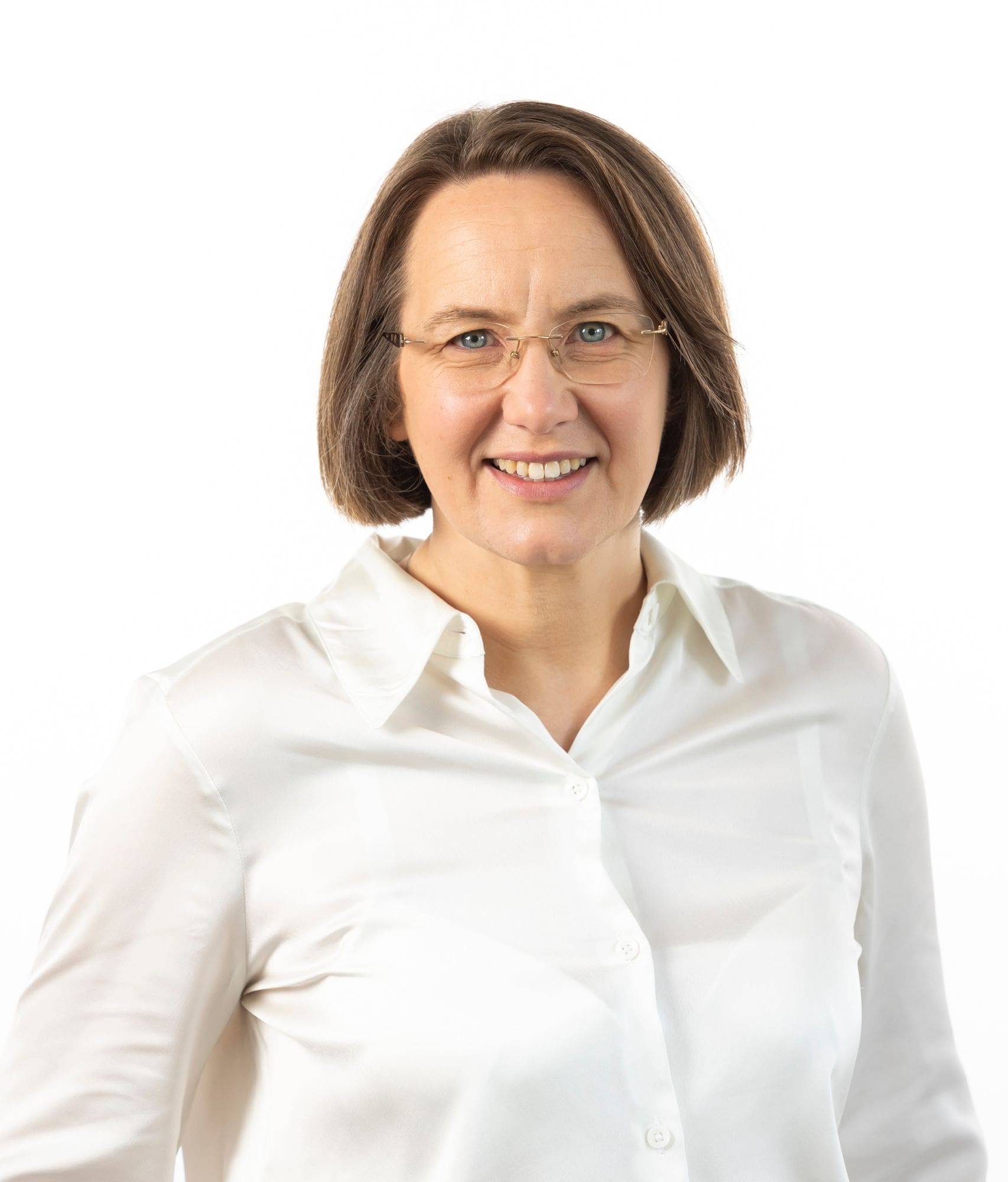 Louisa Beveridge Headshot